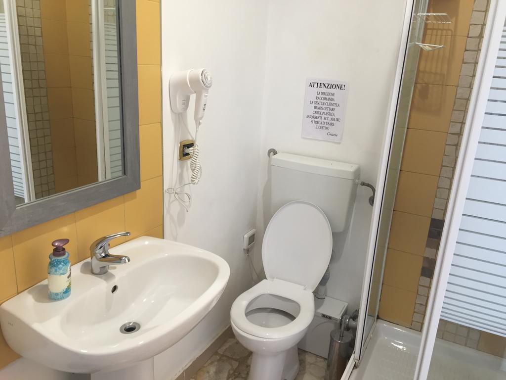 B&B Le Colonne Brindisi Værelse billede